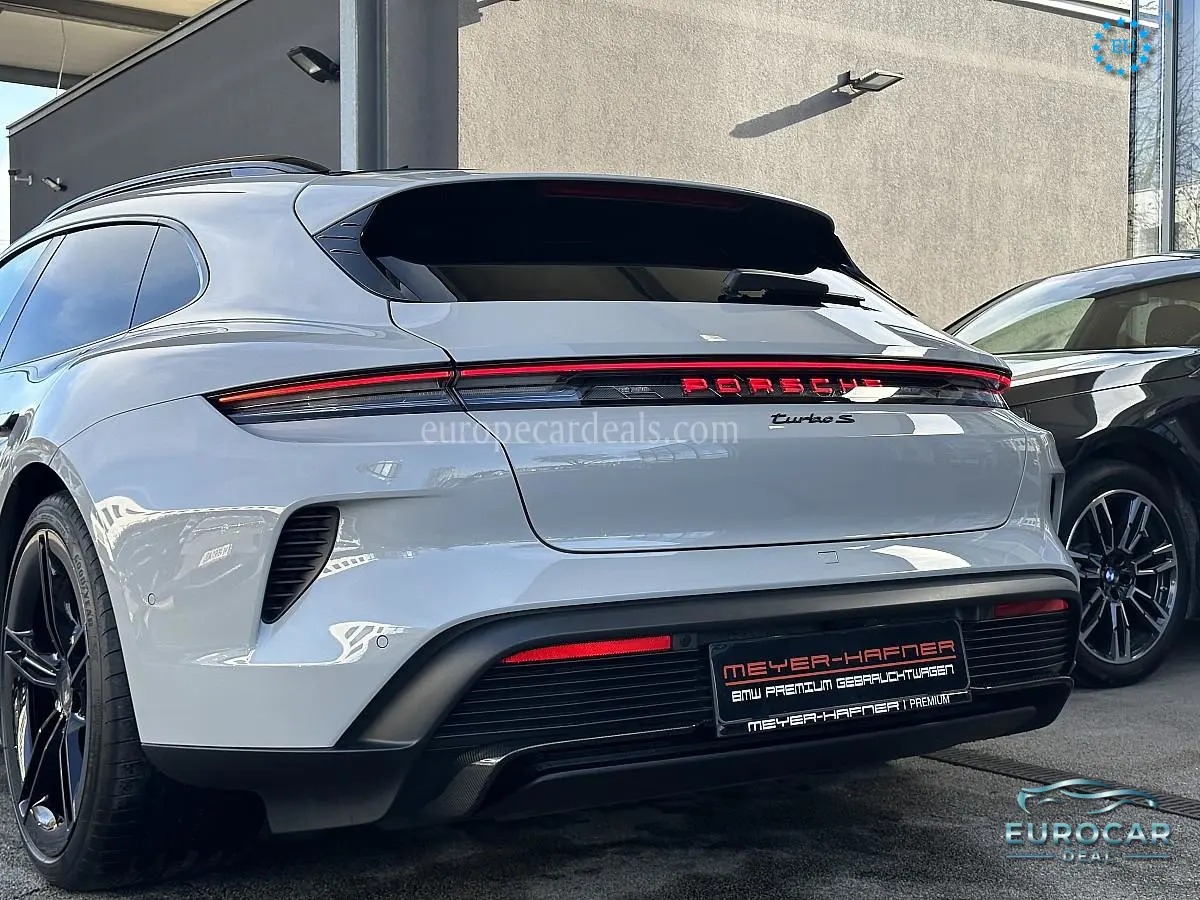 Porsche Taycan