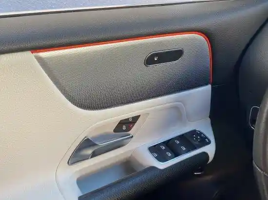 Mercedes-Benz B 160