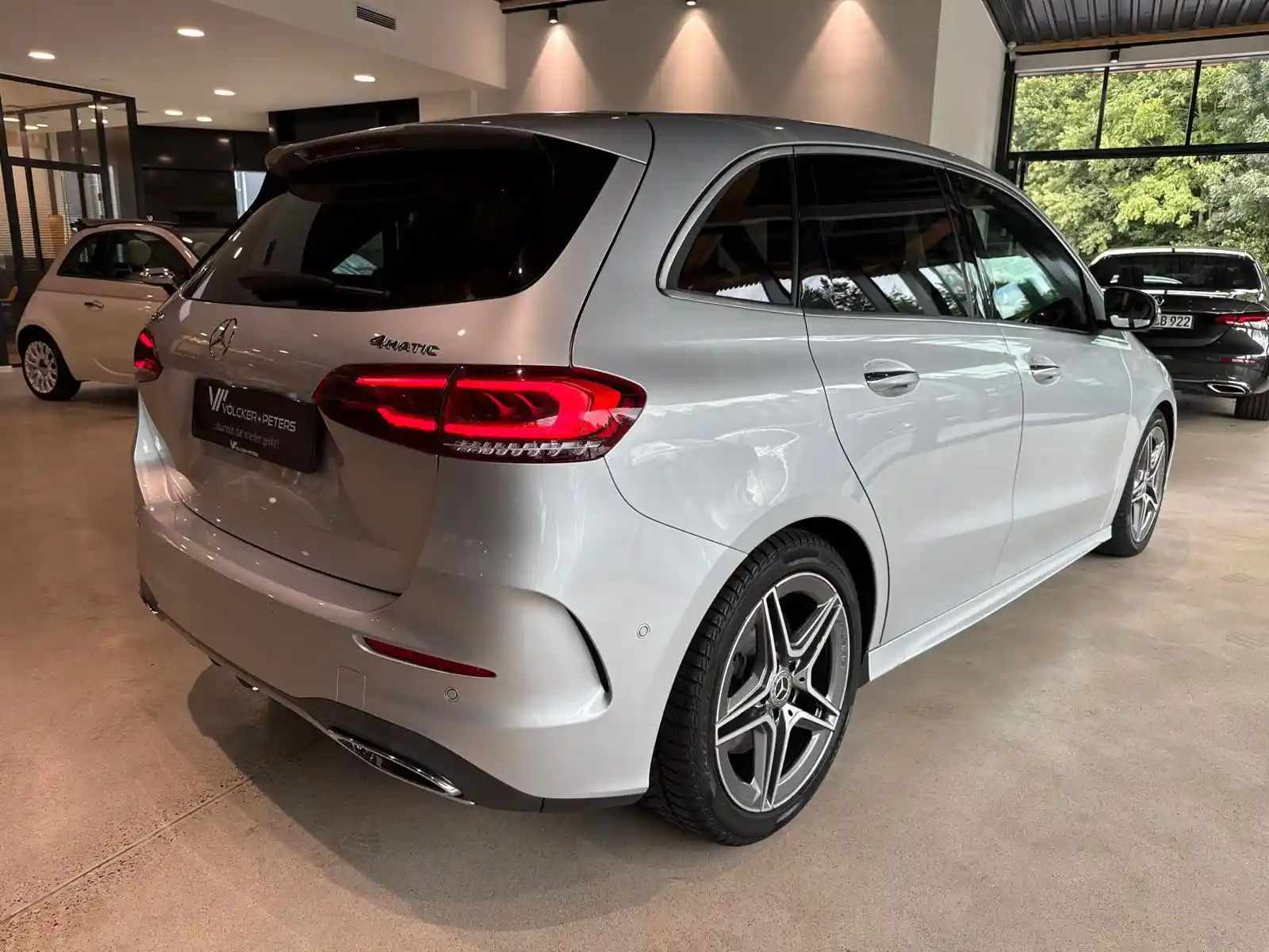 Mercedes-Benz B 250