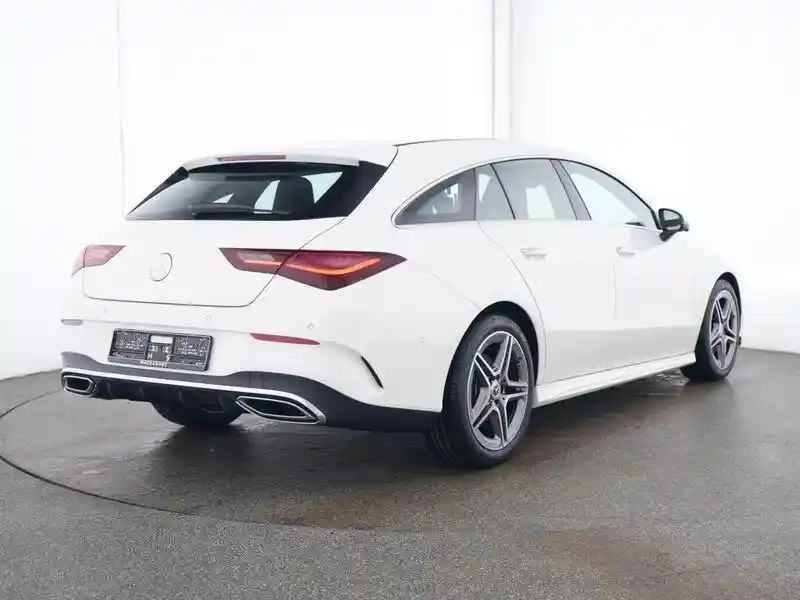 Mercedes-Benz CLA 200 Shooting Brake