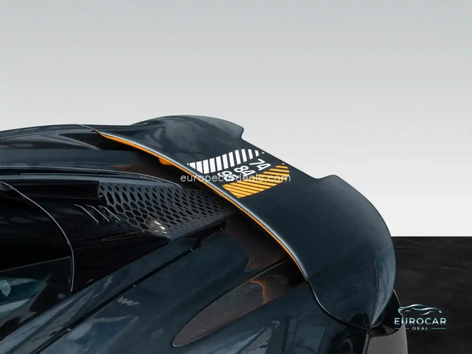 McLaren 750S
