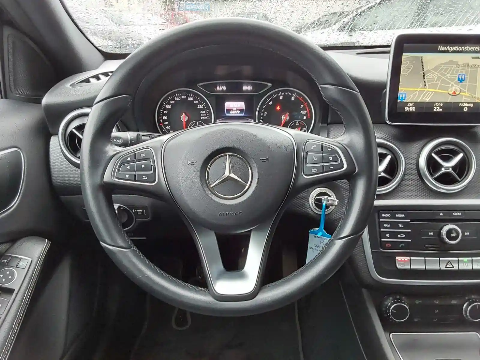 Mercedes-Benz A 180