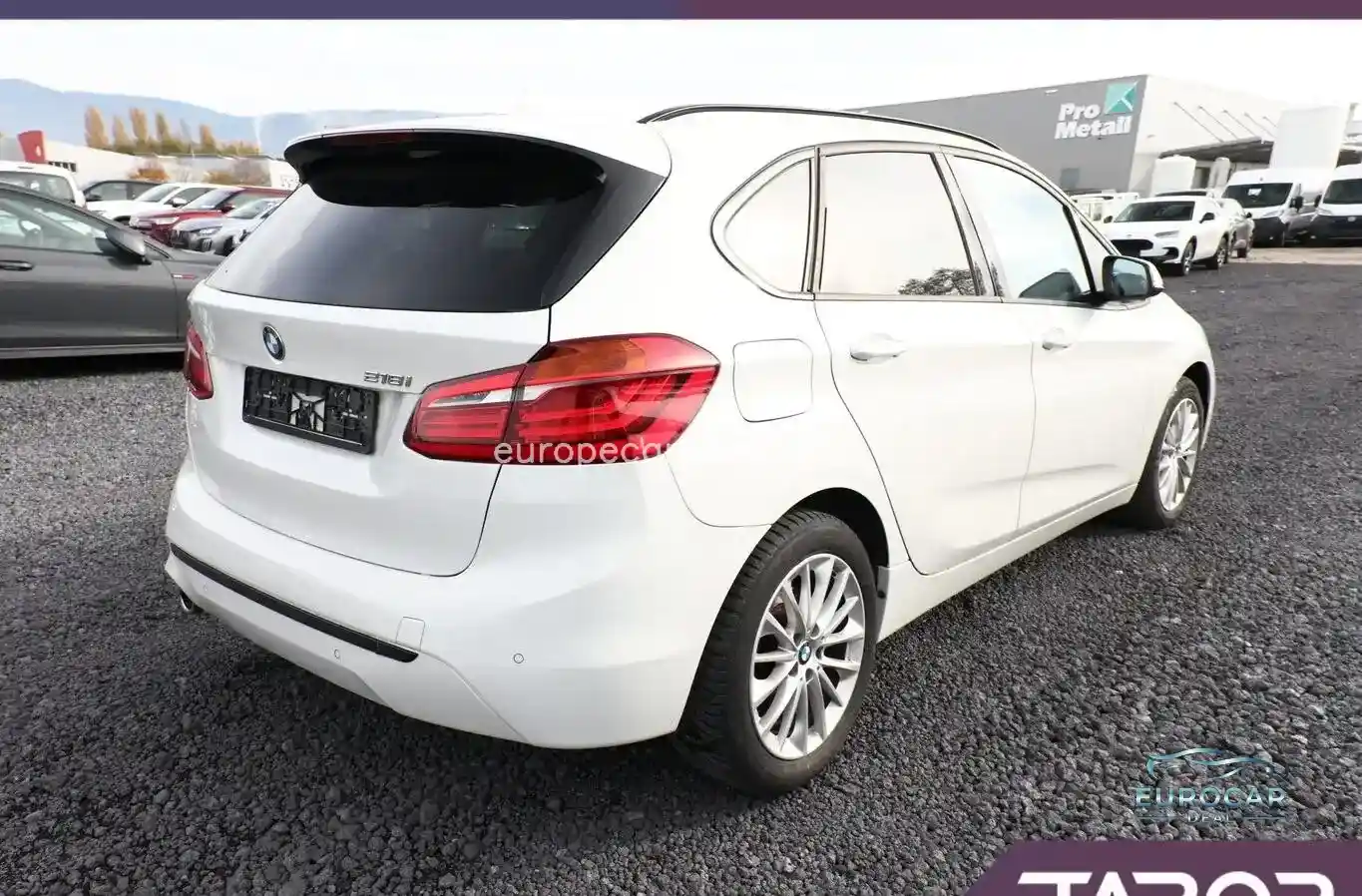 BMW 218