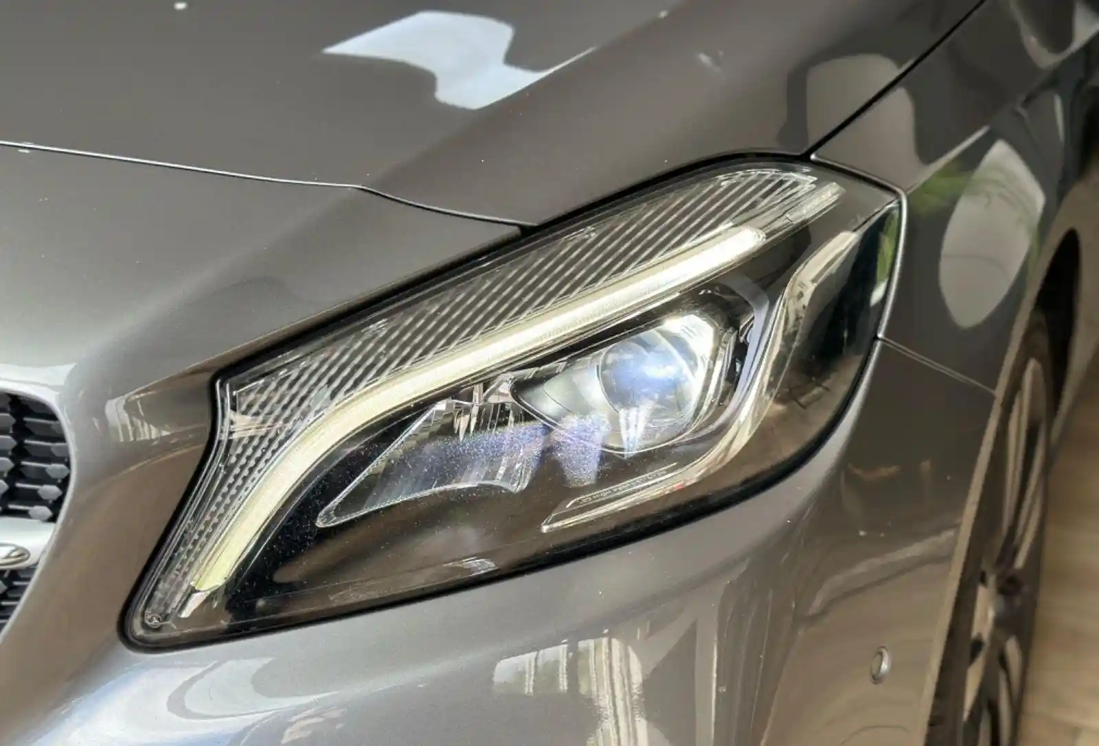 Mercedes-Benz A 180