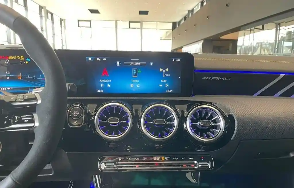 Mercedes-Benz CLA 45 AMG