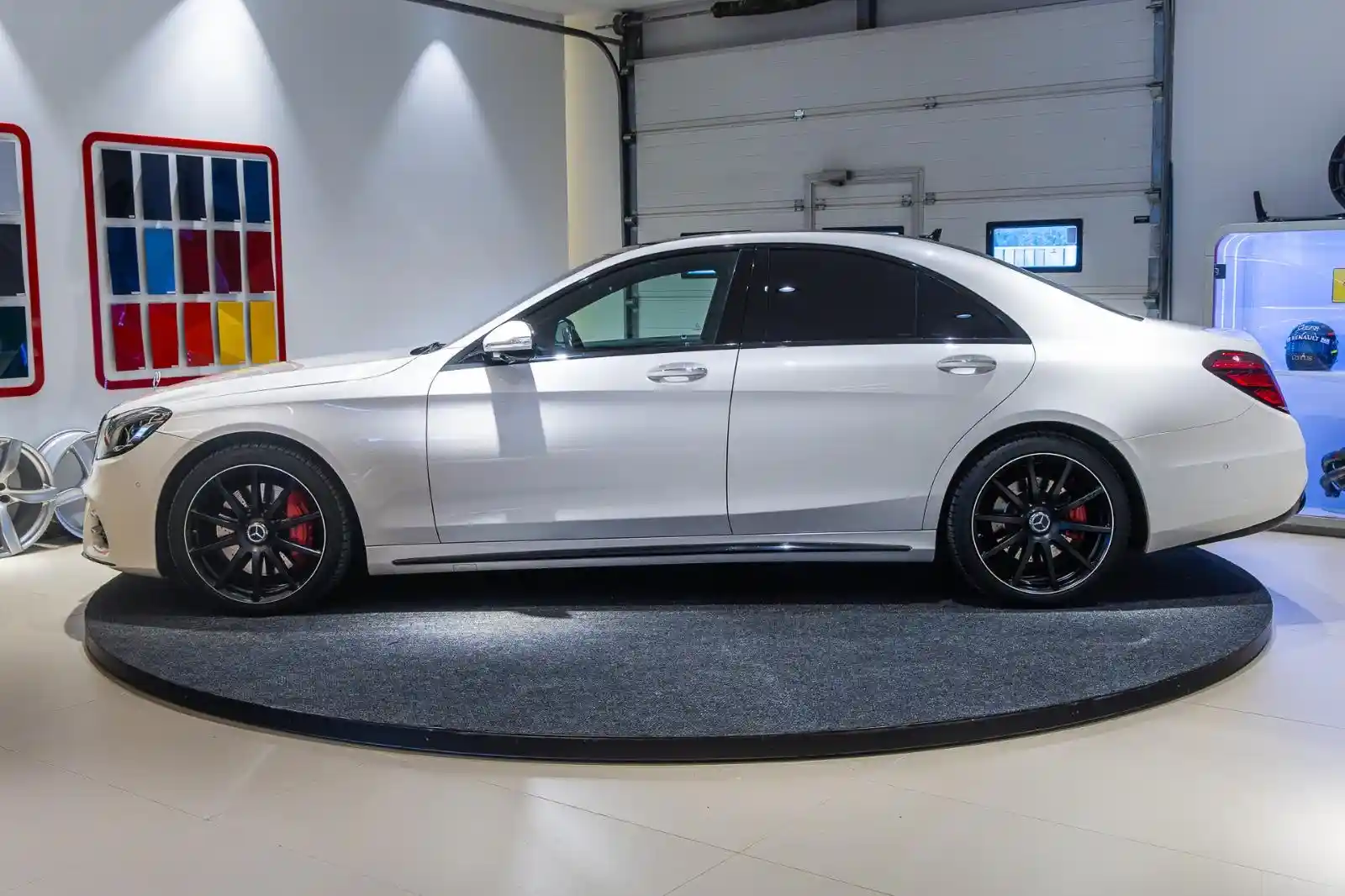 Mercedes-Benz S 400