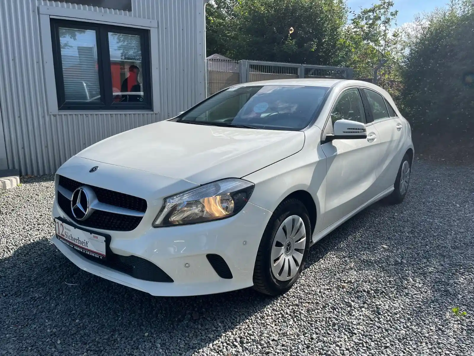 Mercedes-Benz A 180