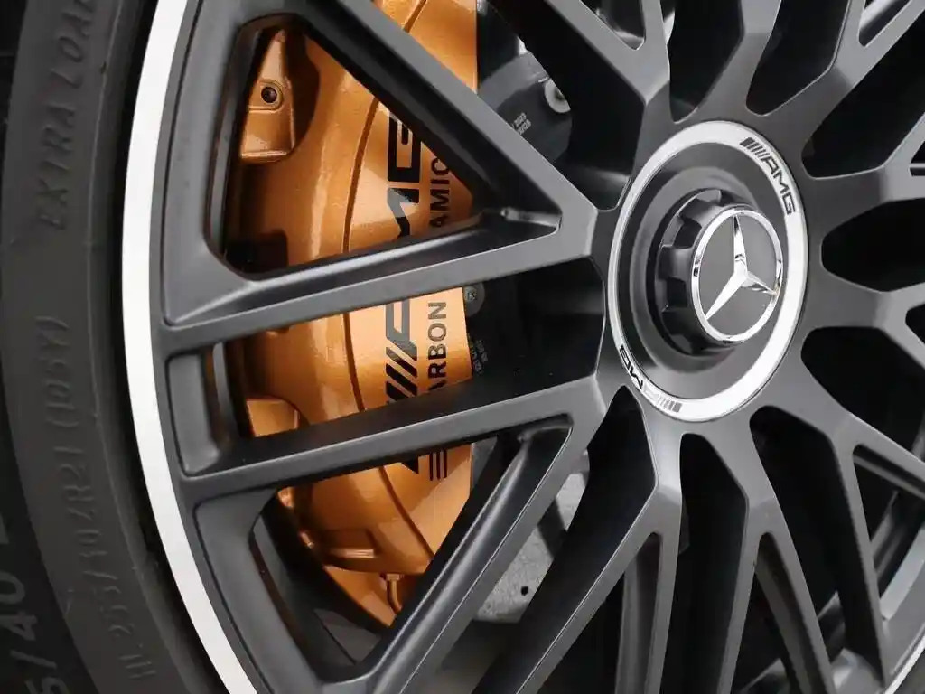 Mercedes-Benz S 63 AMG