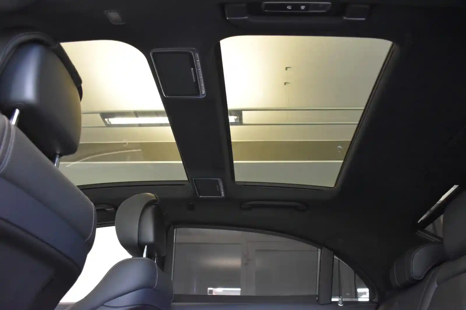 Mercedes-Benz S 560