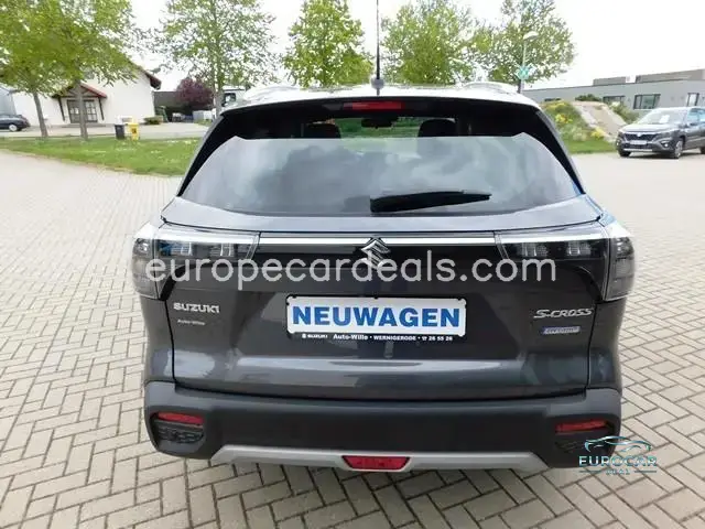 Suzuki (SX4) S-Cross