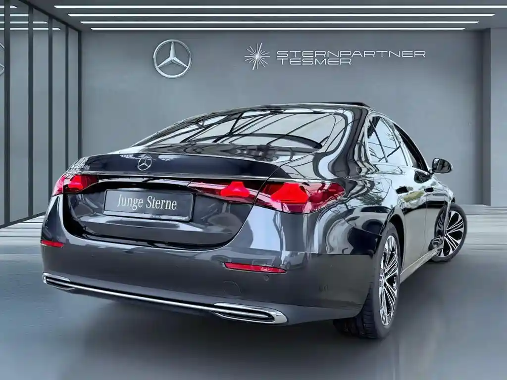 Mercedes-Benz E 300