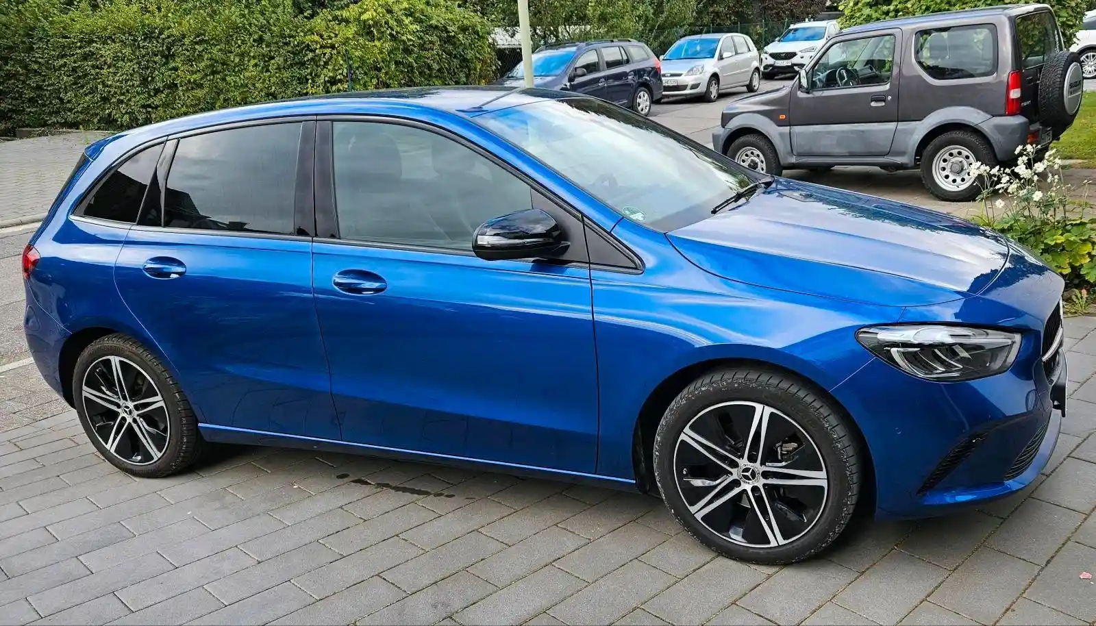Mercedes-Benz B 200