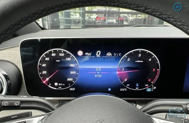 Mercedes-Benz V 250