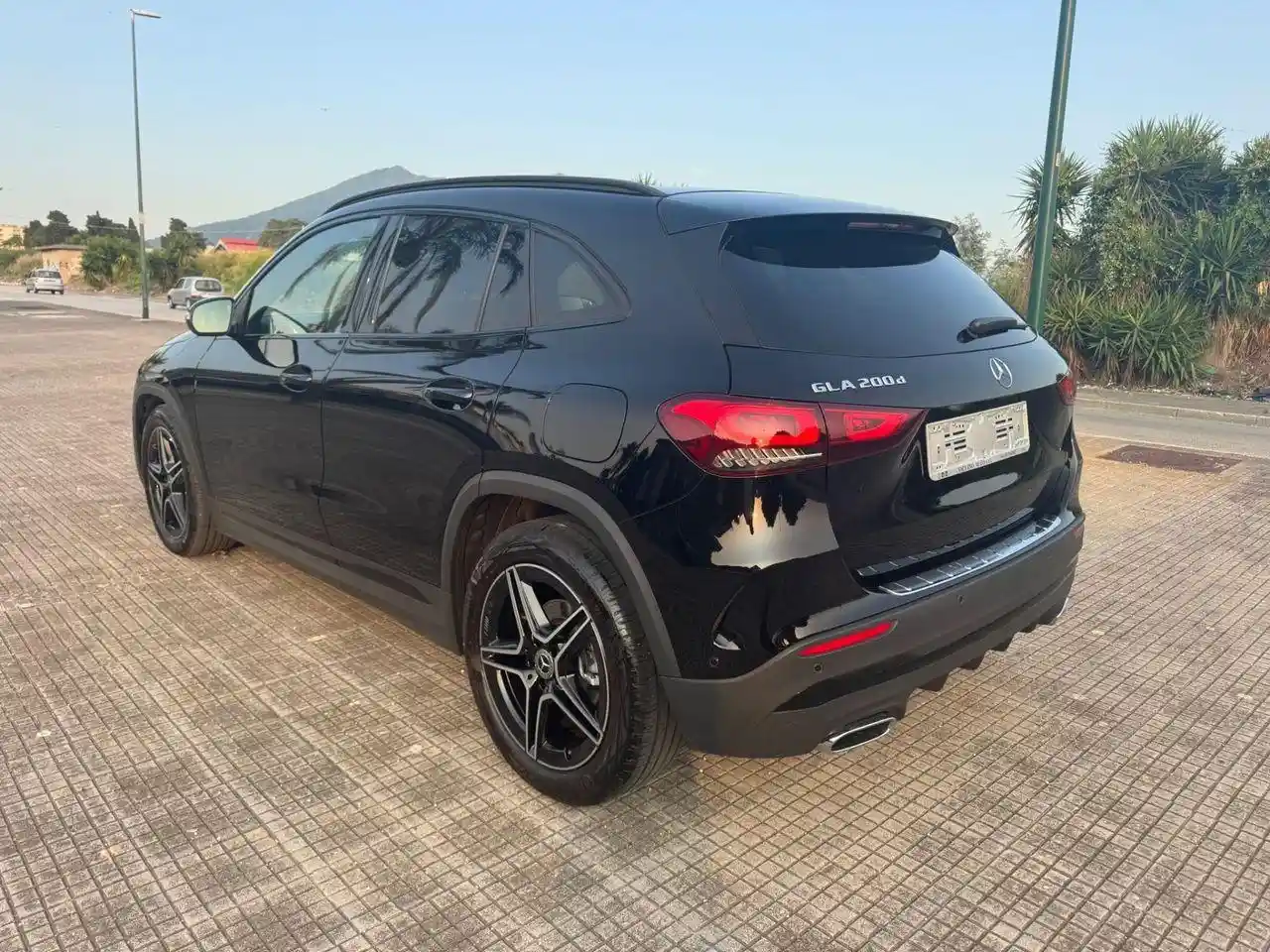 Mercedes-Benz A 200