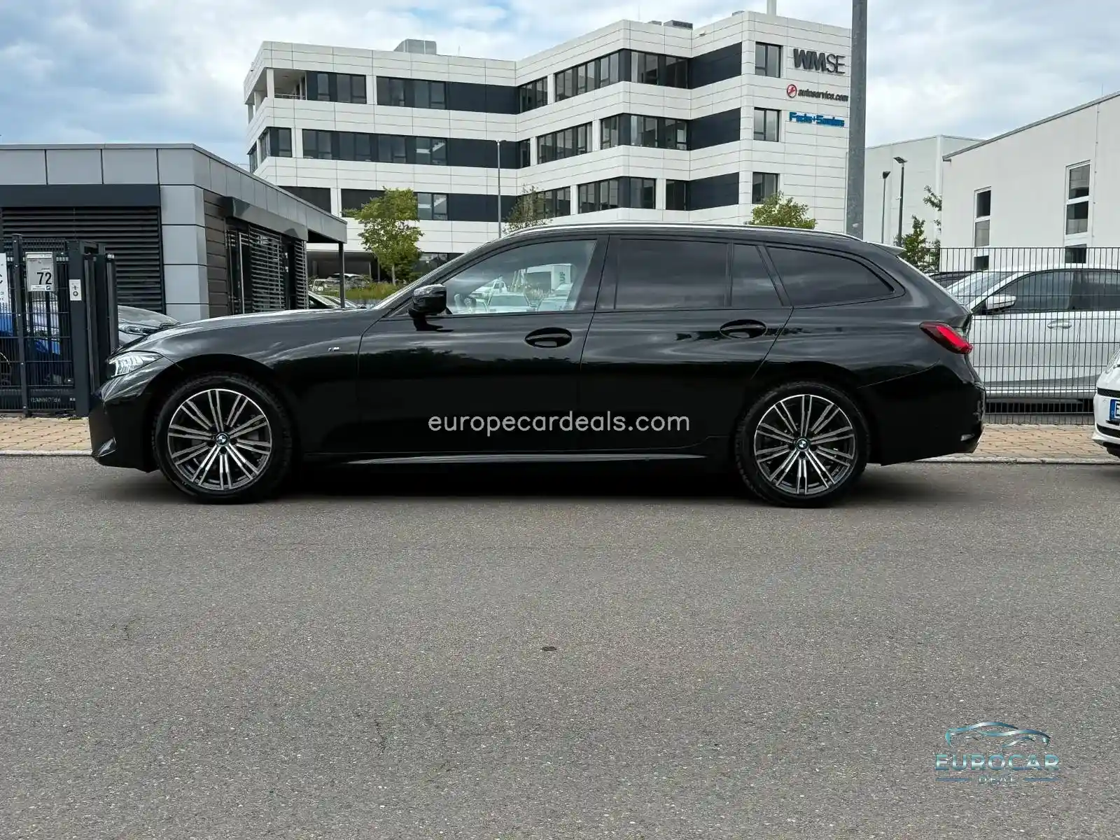 BMW 330