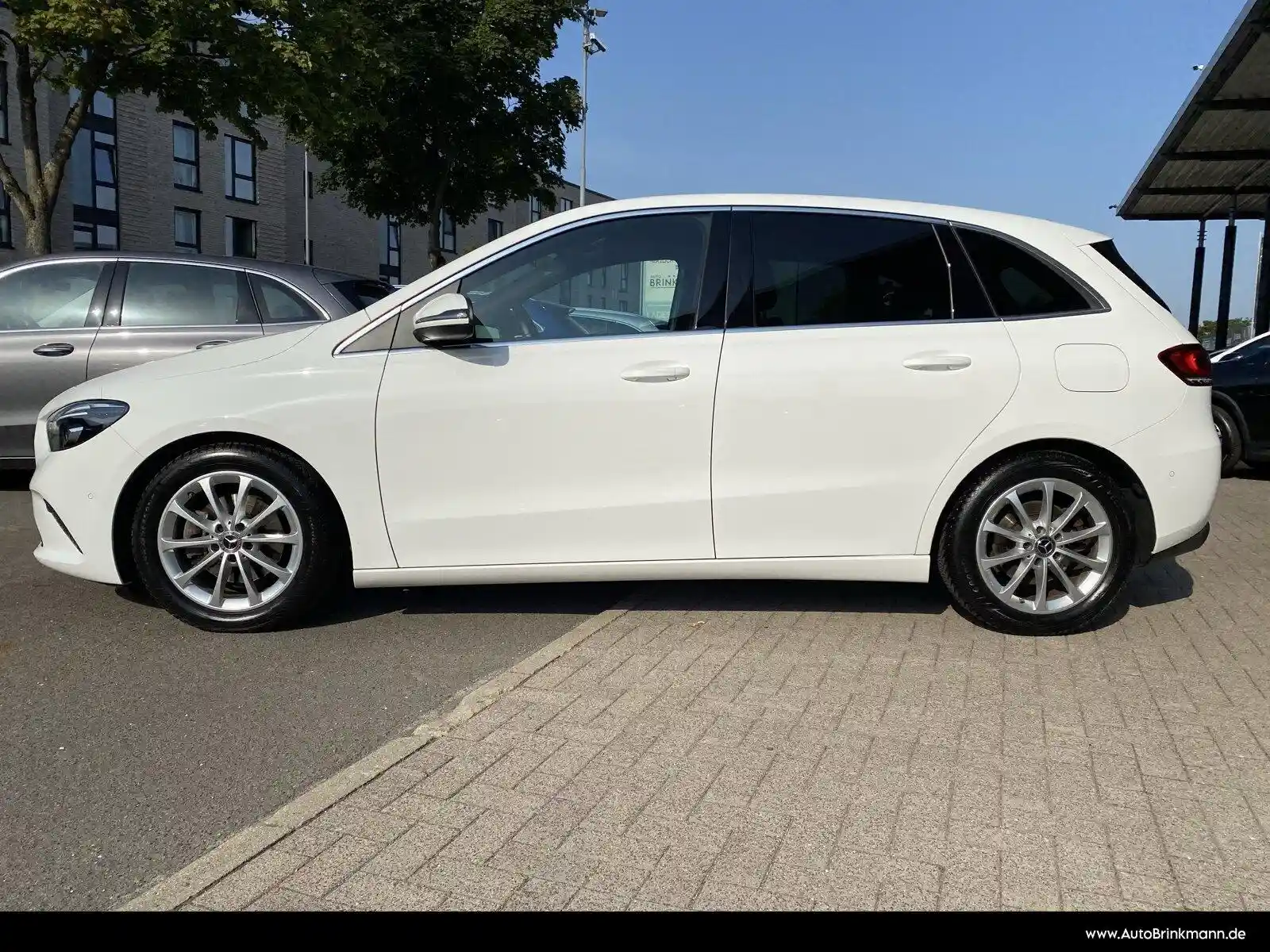 Mercedes-Benz B 200