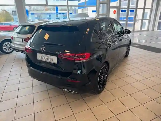 Mercedes-Benz B 250