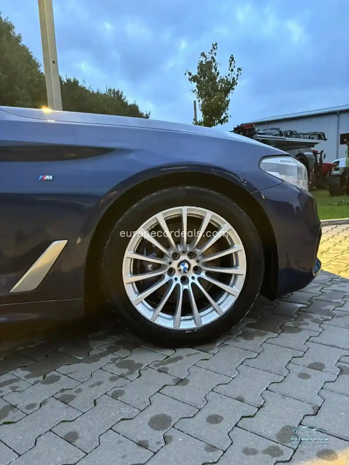 BMW 530