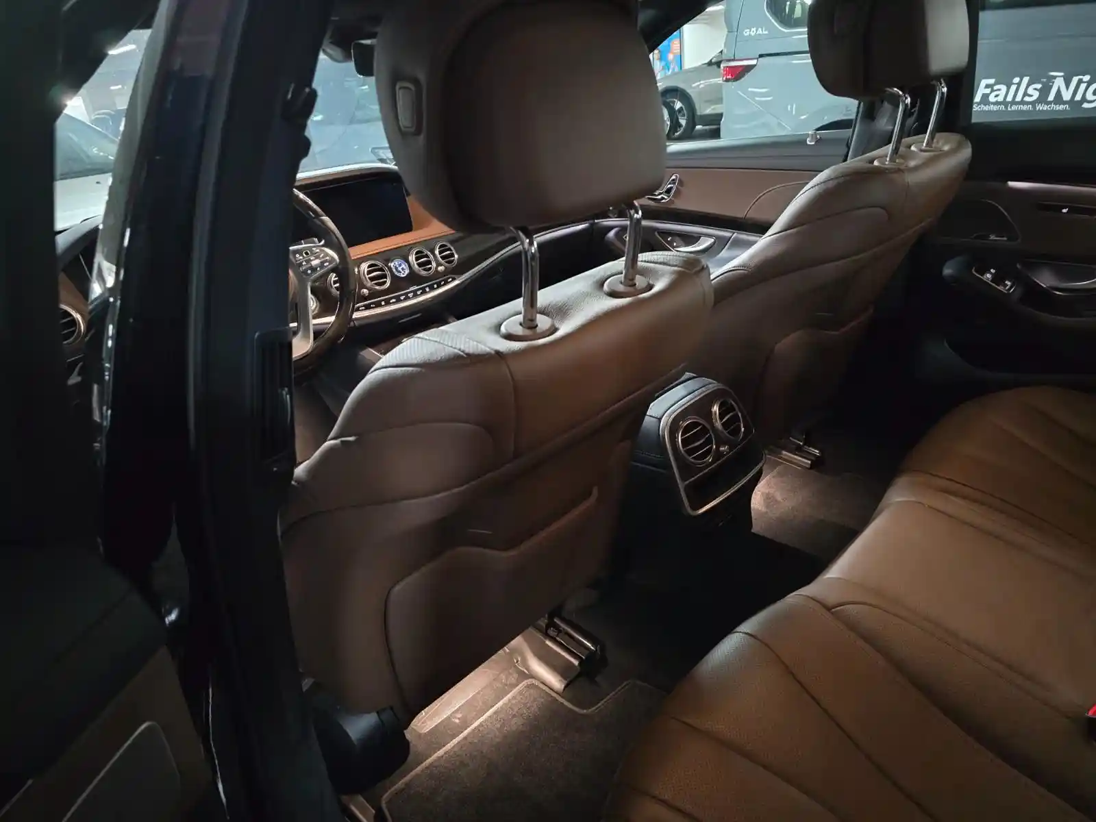 Mercedes-Benz S 560