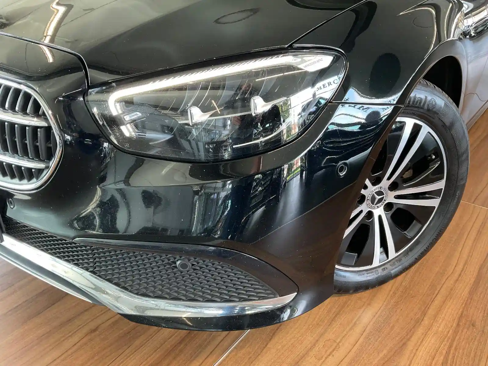 Mercedes-Benz E 220