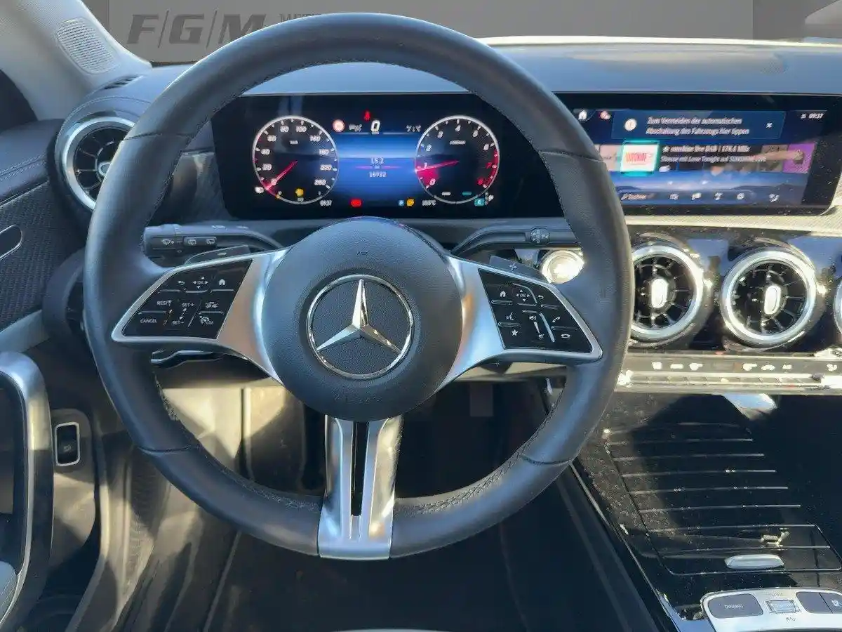 Mercedes-Benz CLA 180 Shooting Brake