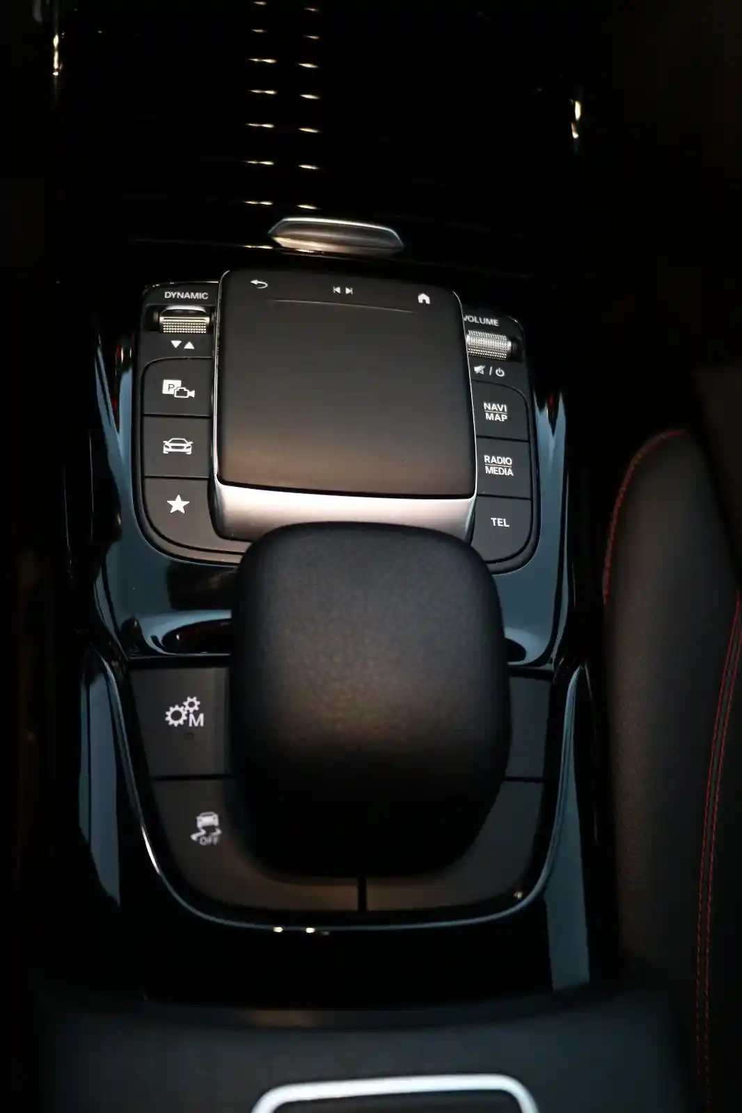 Mercedes-Benz A 35 AMG