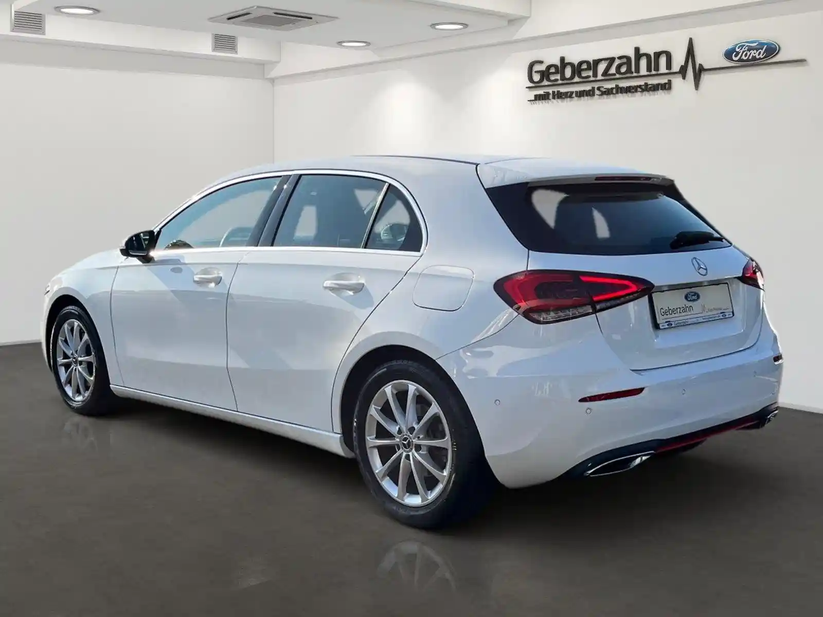 Mercedes-Benz A 200
