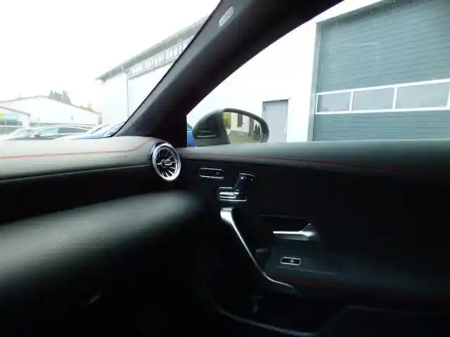 Mercedes-Benz CLA 200 Shooting Brake