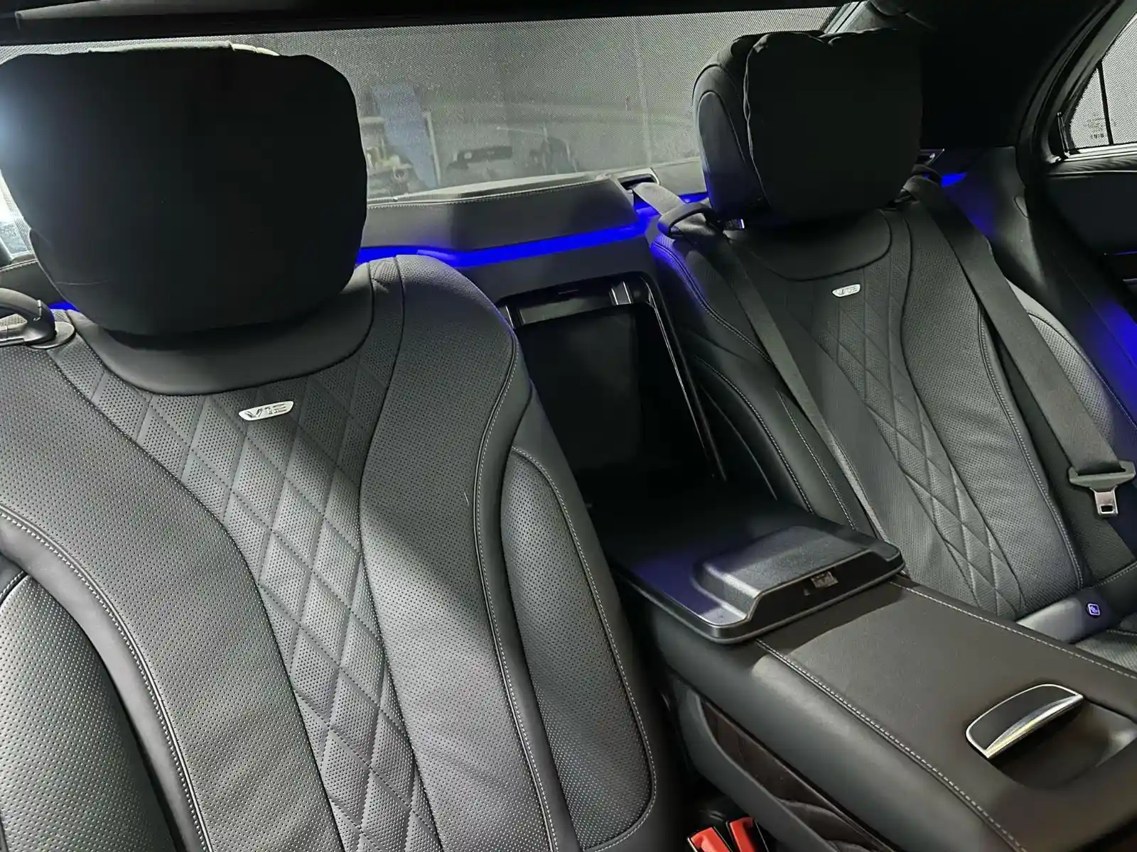 Mercedes-Benz S 600