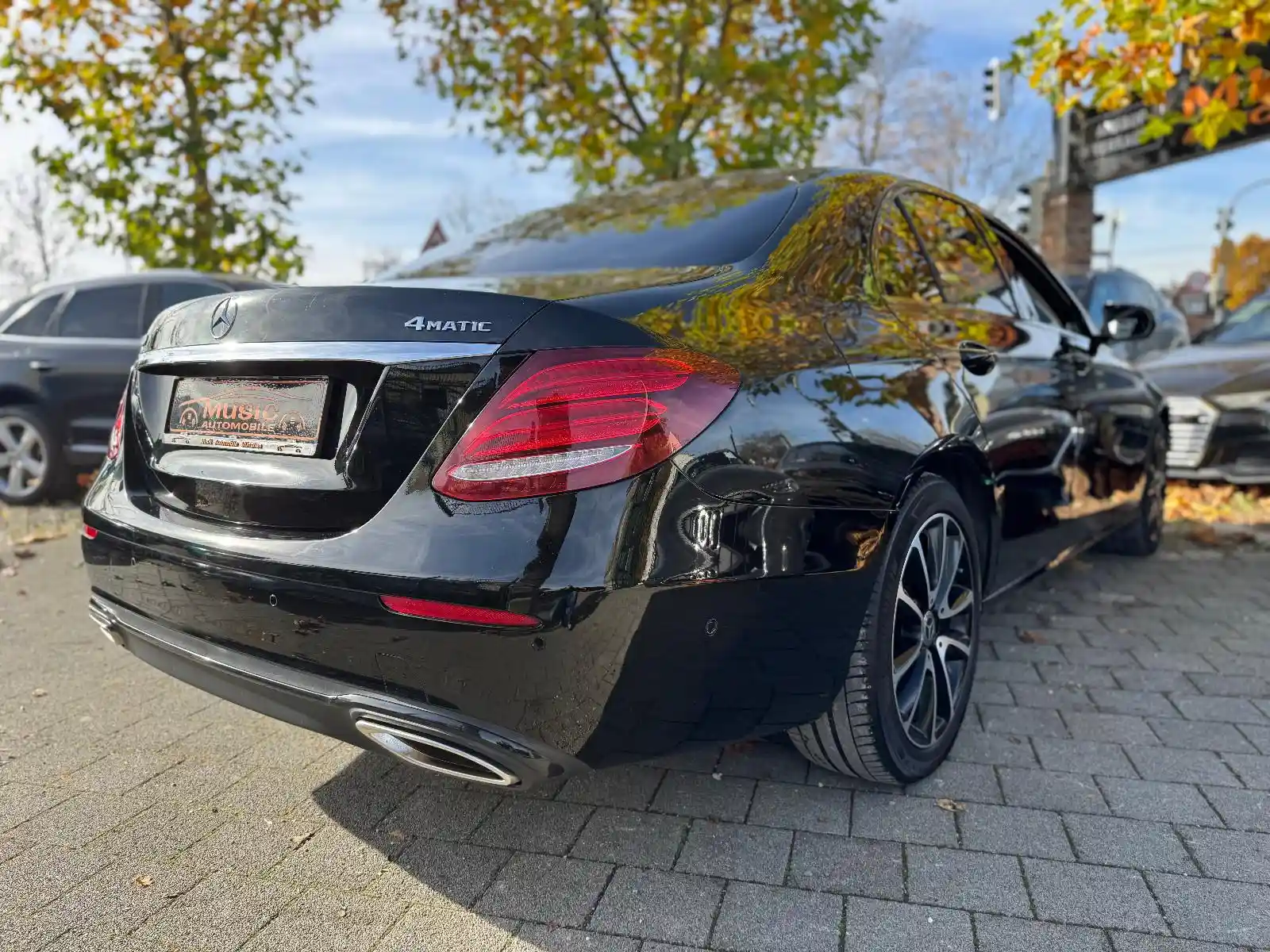 Mercedes-Benz E 200