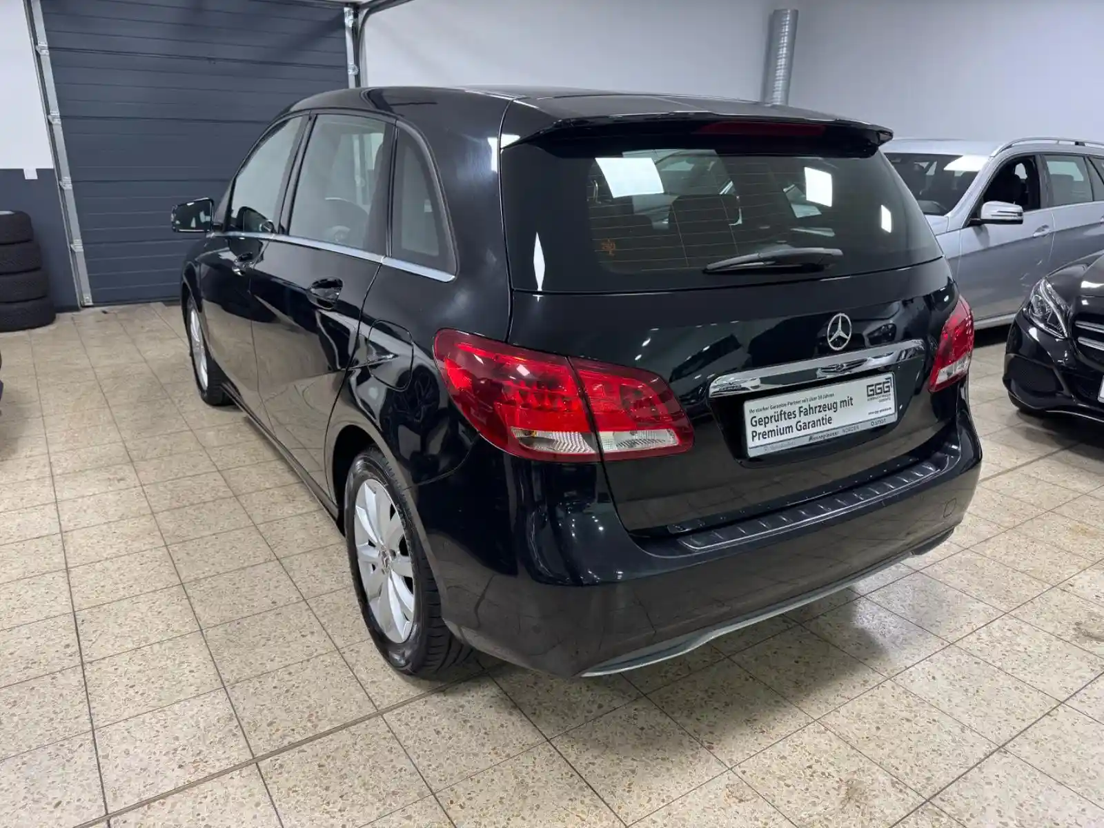 Mercedes-Benz B 200
