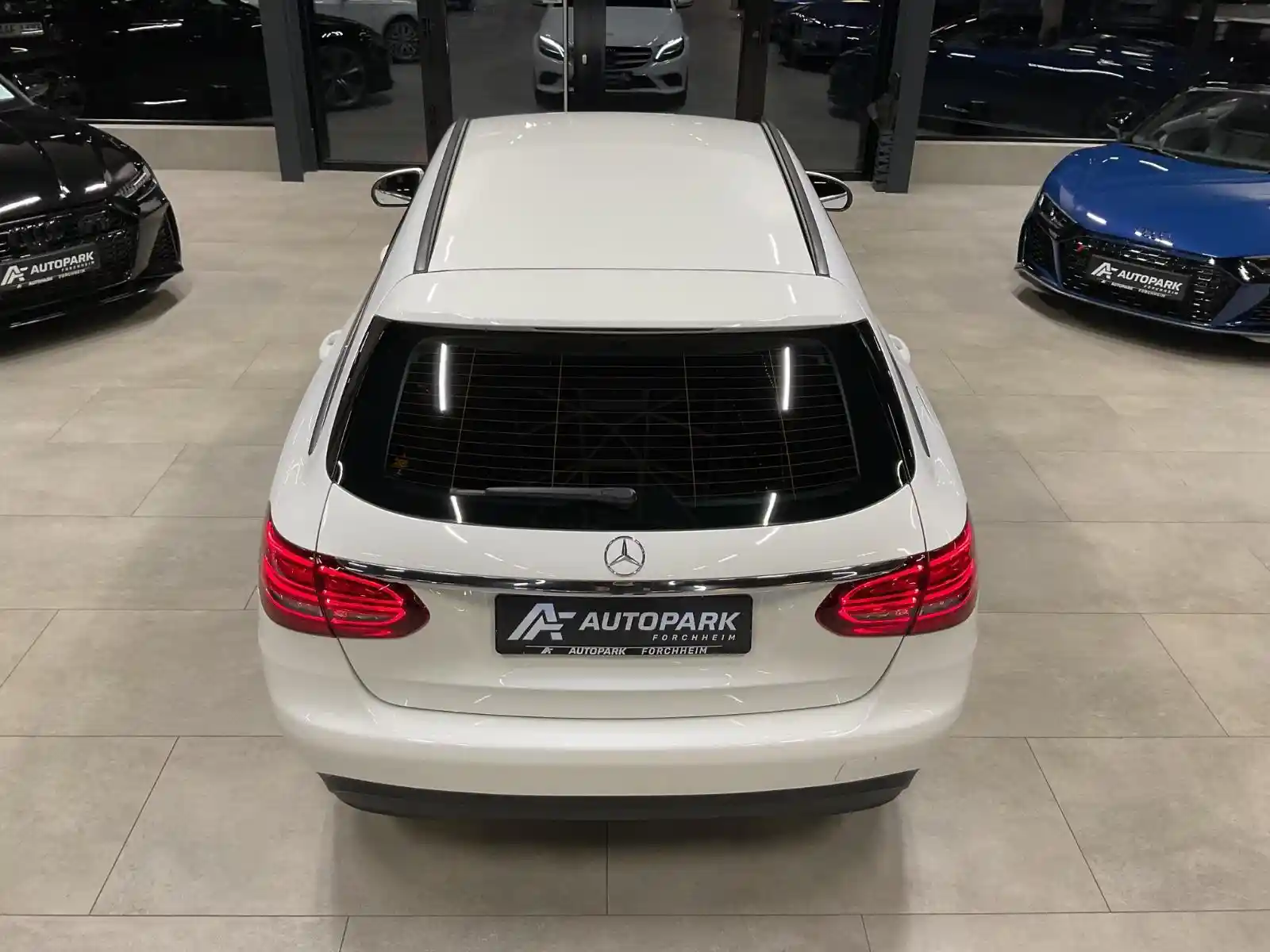 Mercedes-Benz C 180