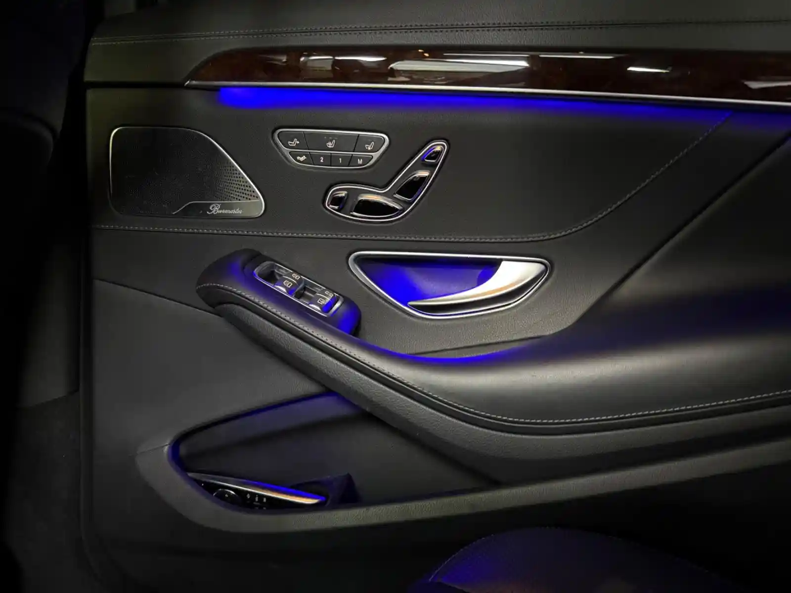 Mercedes-Benz S 400