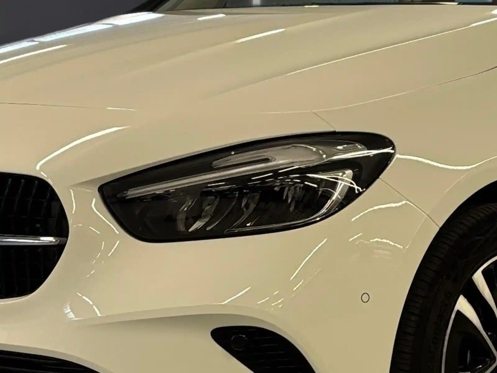 Mercedes-Benz B 250