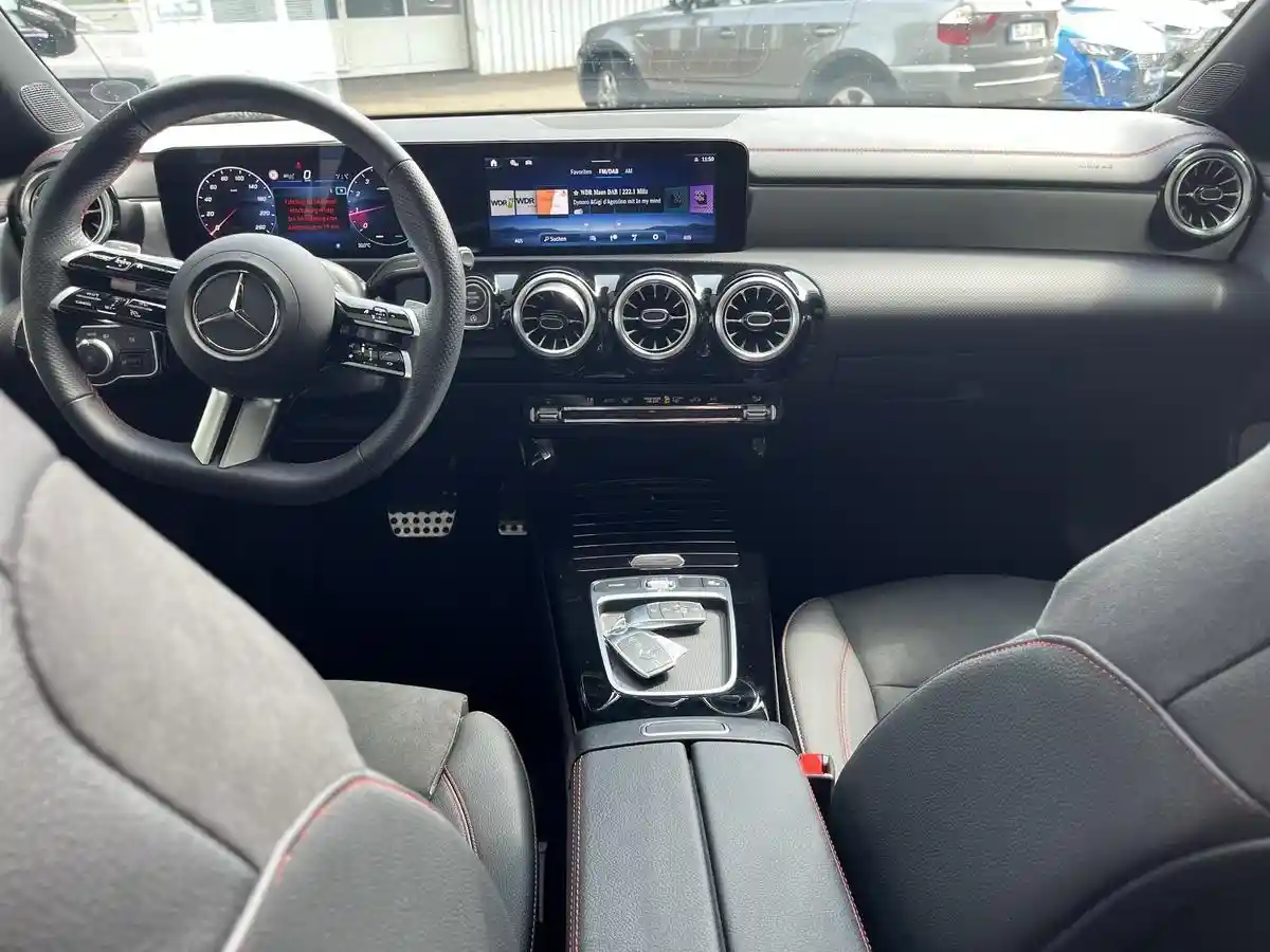 Mercedes-Benz CLA 180 Shooting Brake