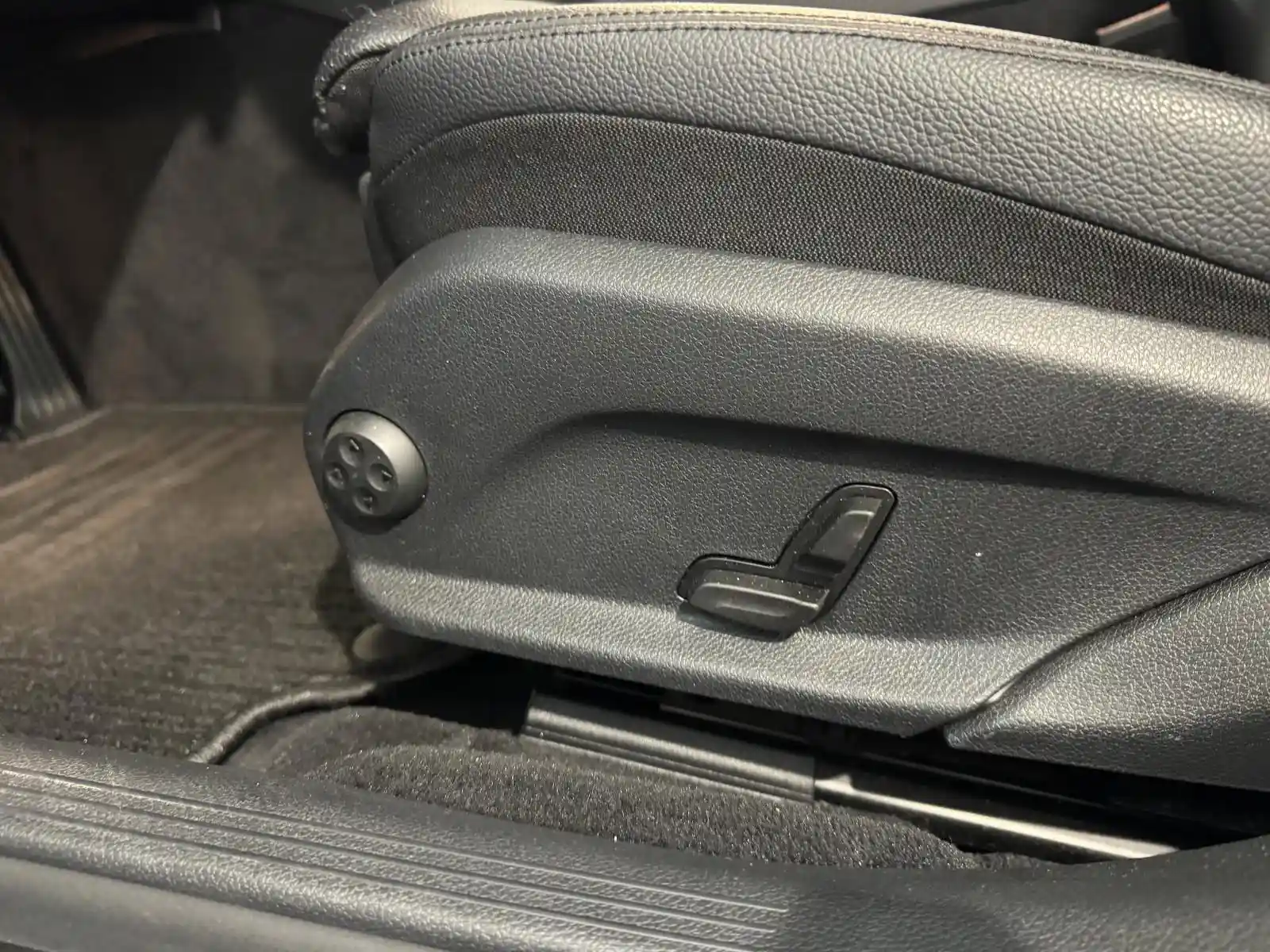 Mercedes-Benz E 350