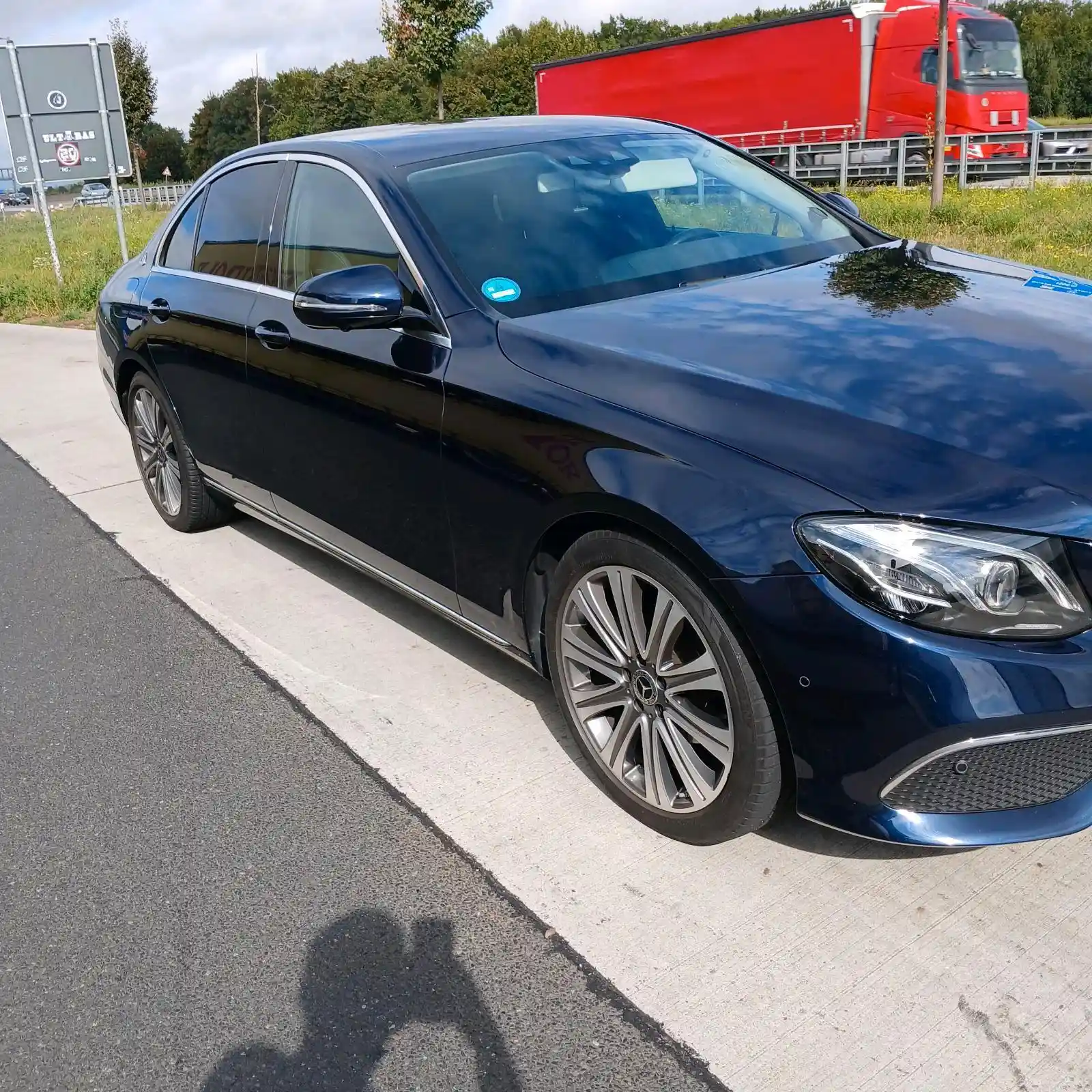 Mercedes-Benz E 220