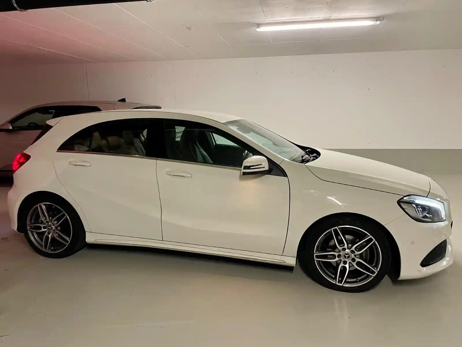 Mercedes-Benz A 200