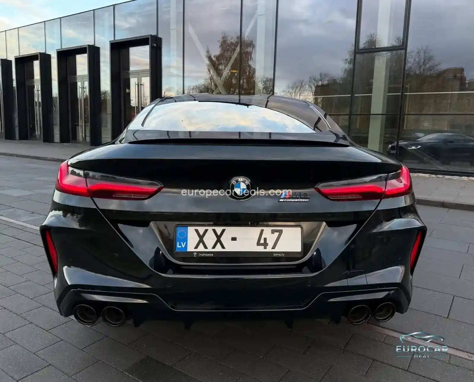BMW M8