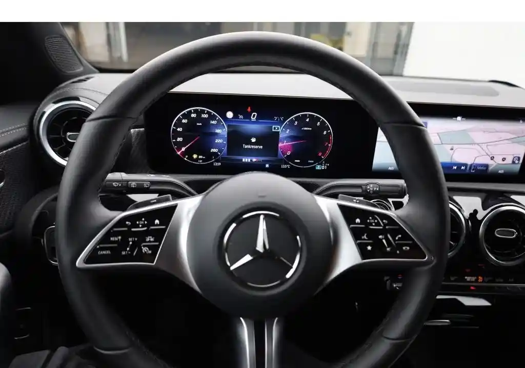 Mercedes-Benz CLA 180 Shooting Brake