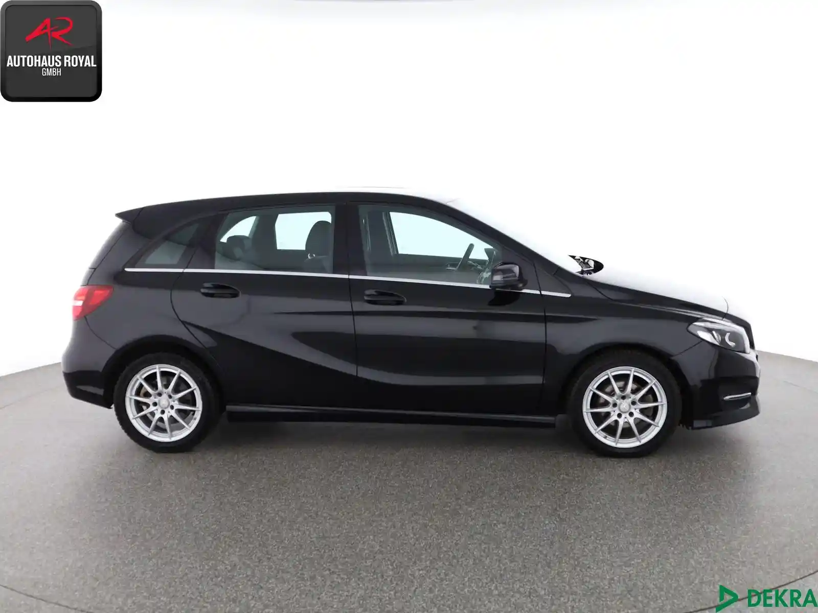 Mercedes-Benz B 220