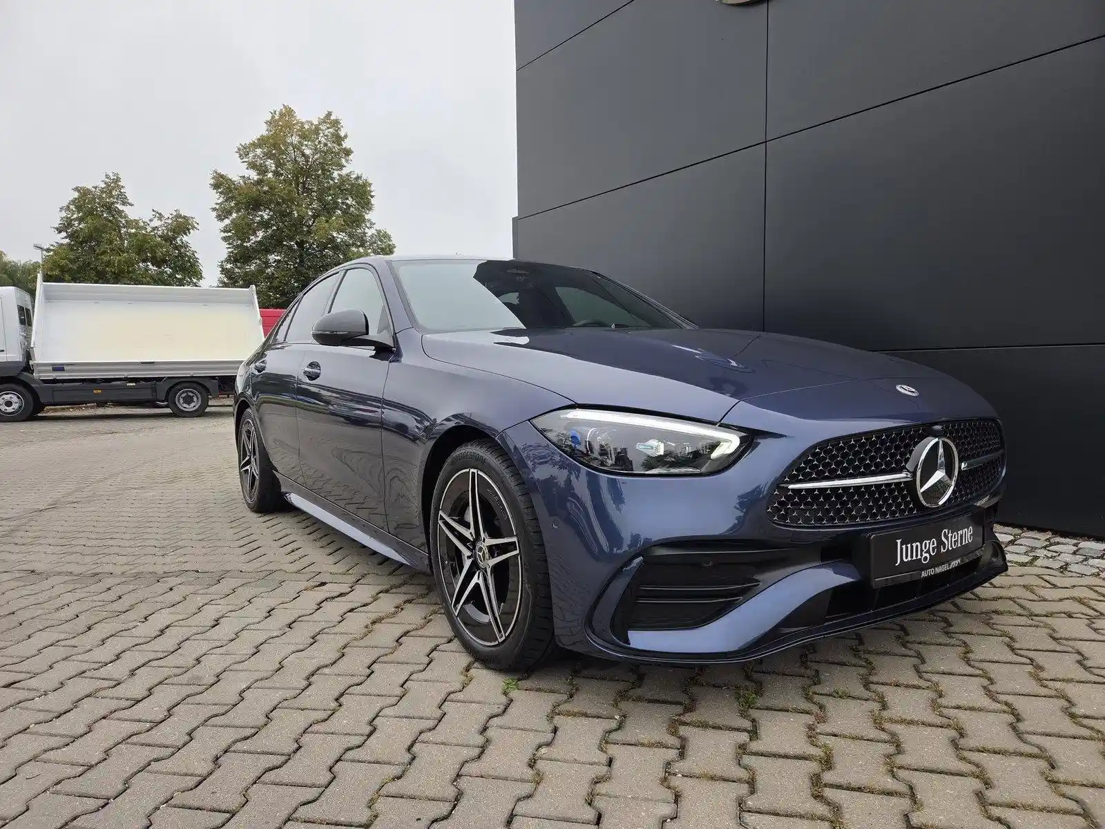 Mercedes-Benz C 180