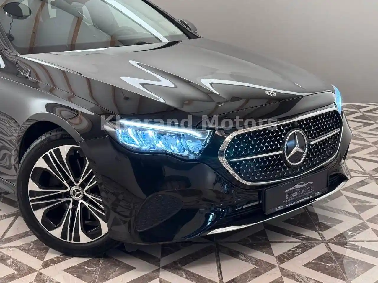 Mercedes-Benz E 220