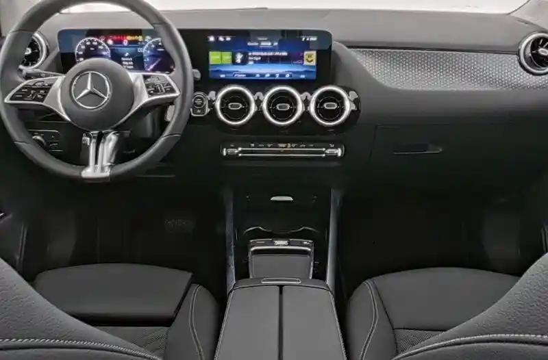 Mercedes-Benz B 200