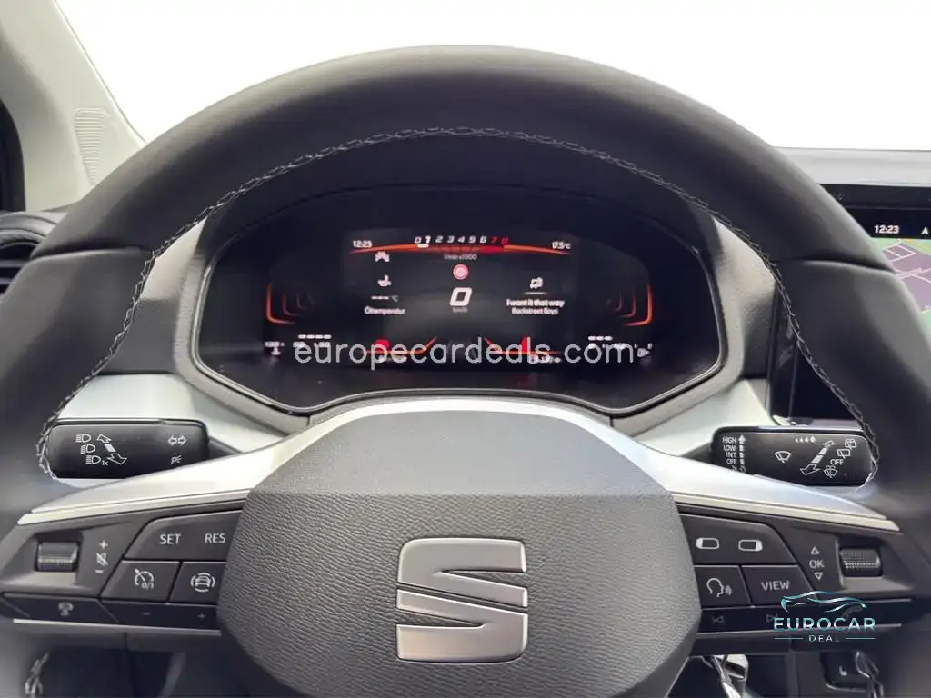 Seat Arona