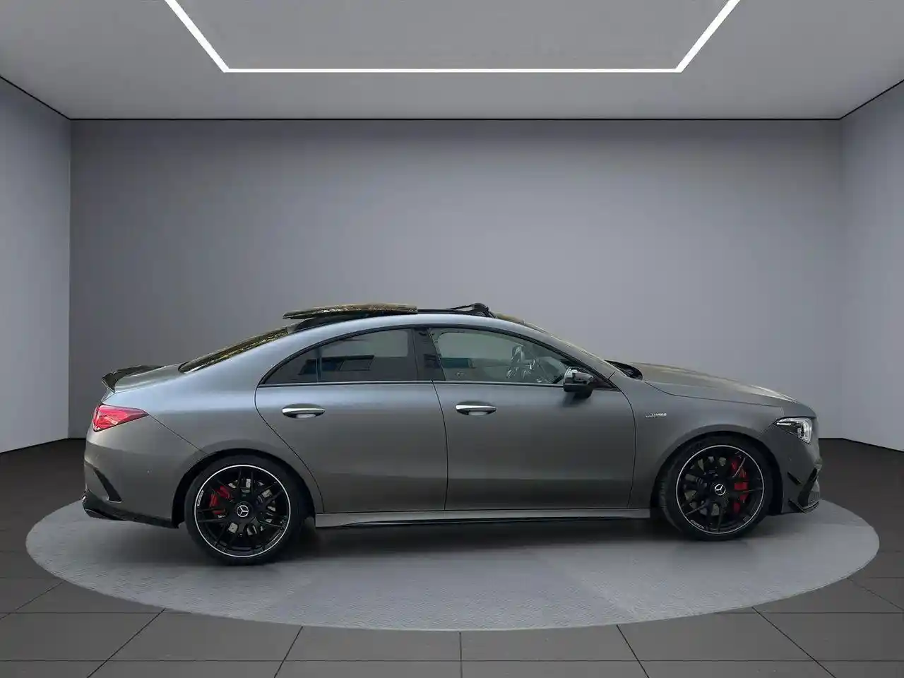 Mercedes-Benz CLA 45 AMG