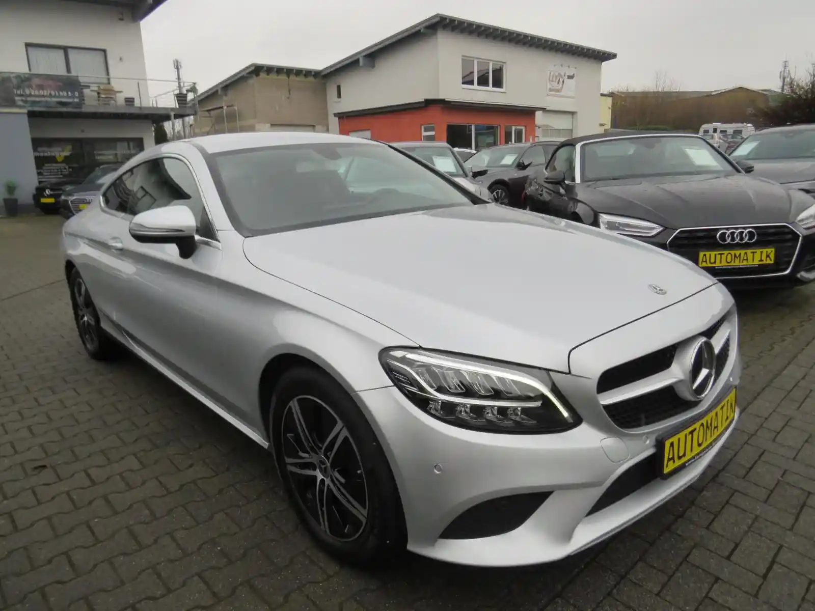 Mercedes-Benz C 220