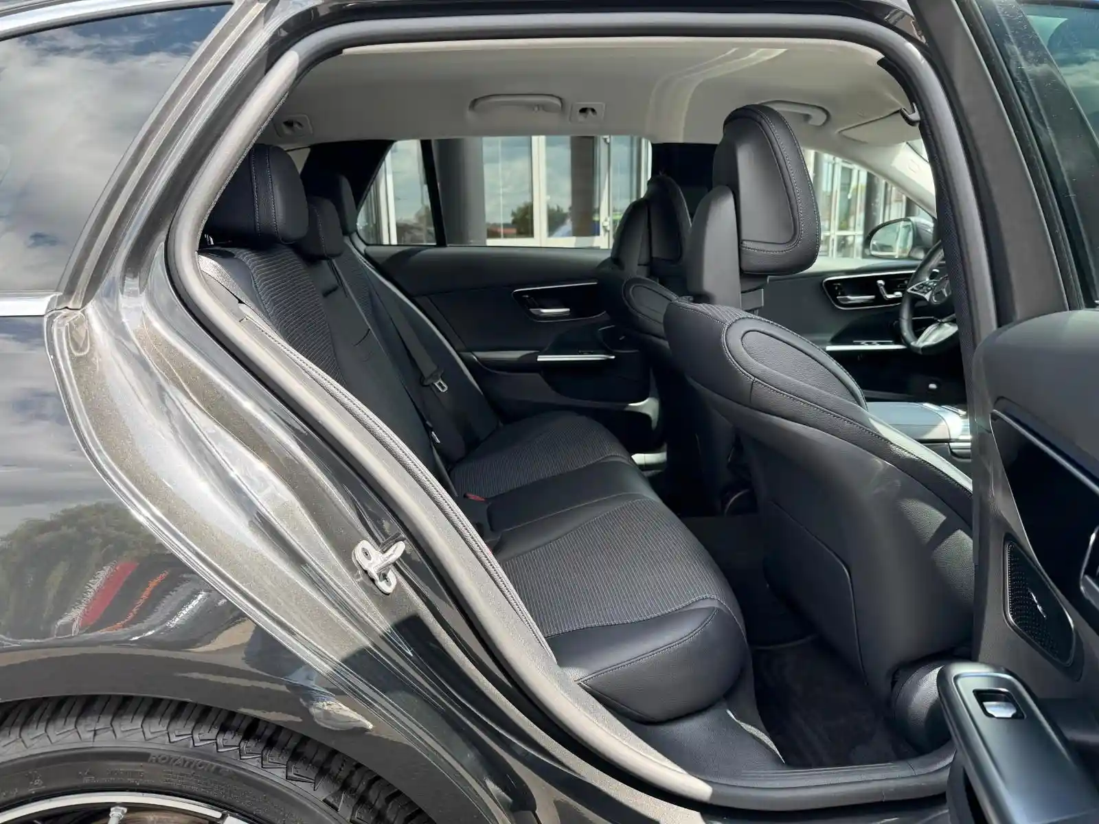 Mercedes-Benz C 200