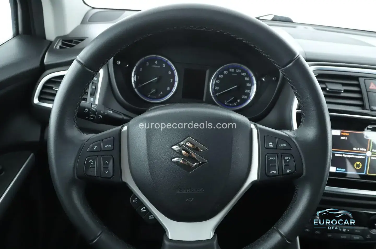 Suzuki (SX4) S-Cross