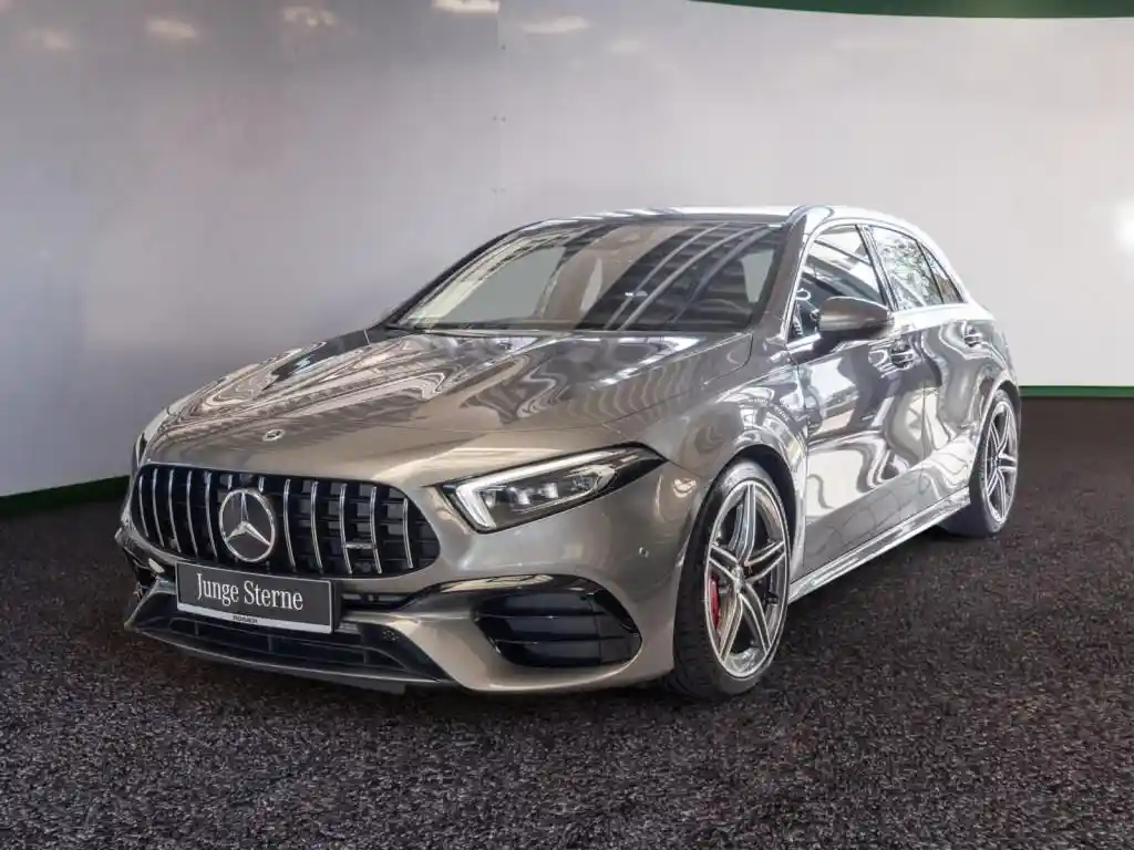 Mercedes-Benz A 45 AMG